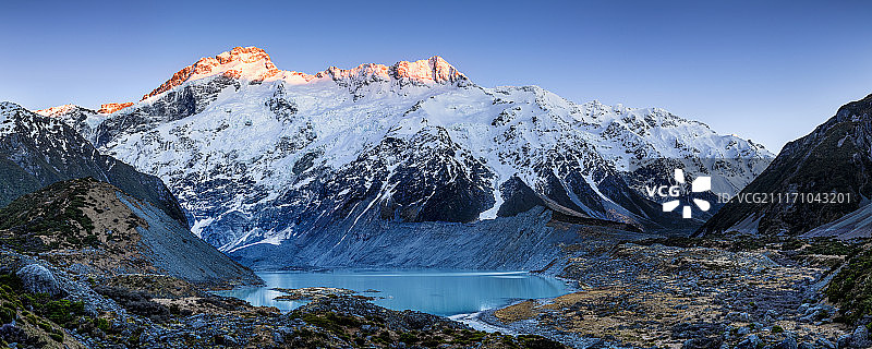 塞夫顿山的第一缕阳光图片素材