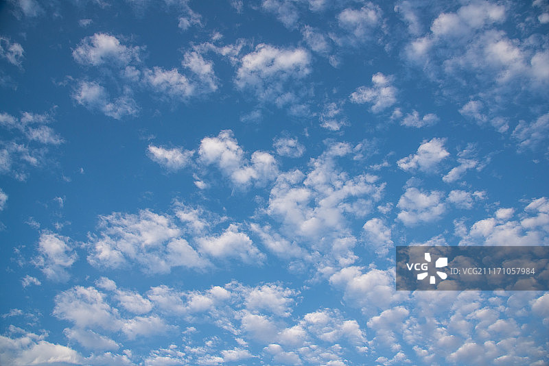 鱼鳞云图片素材