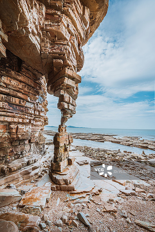 大连海边奇特岩石图片素材