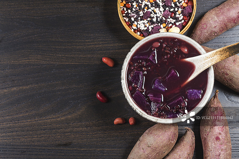 紫薯五谷粥图片素材
