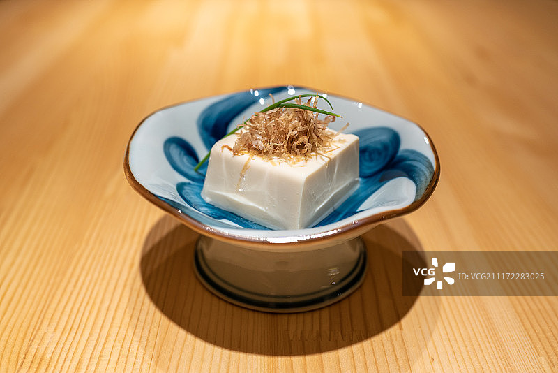 柴鱼片豆腐小菜图片素材