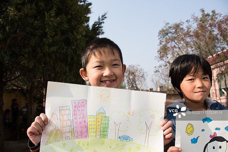 乡村小学里的小学生图片素材
