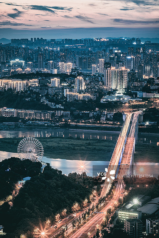 高视角下的重庆城市夜景图片素材