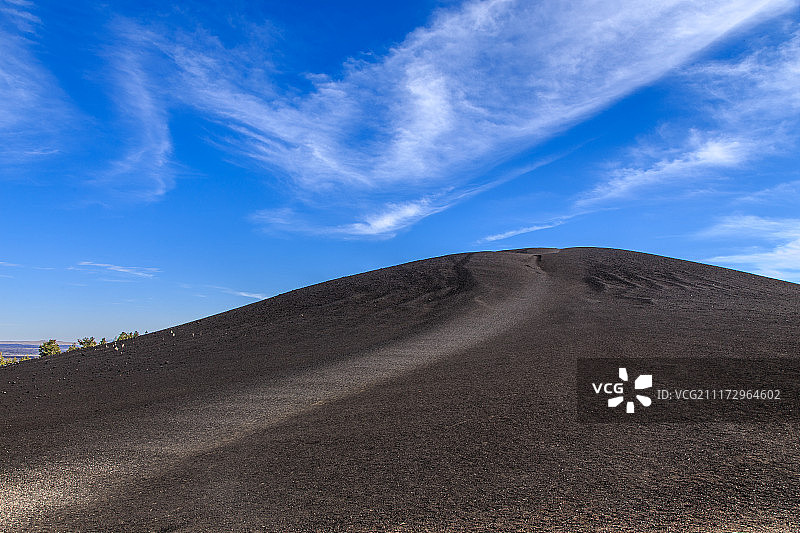 通往顶峰的路图片素材