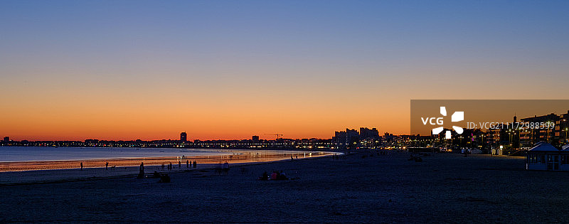 夜晚的波尔尼谢图片素材
