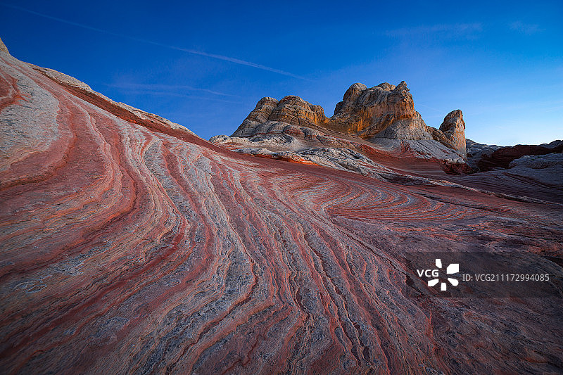日落后的白色口袋图片素材