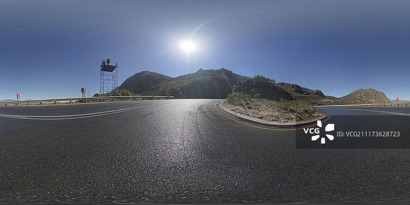 山腰上的发夹弯图片素材