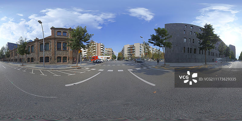 西班牙巴塞罗那：砖砌建筑的城市道路360度HDRI图片素材