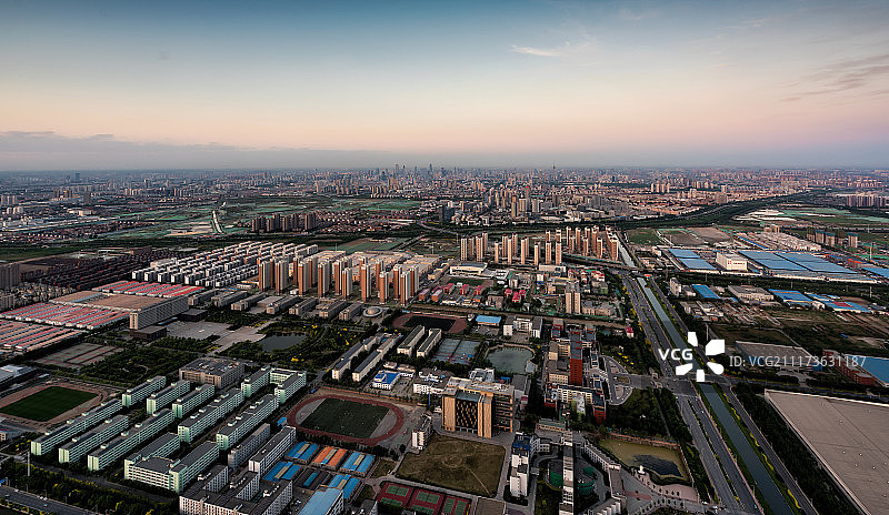 天津117大厦俯瞰天津图片素材