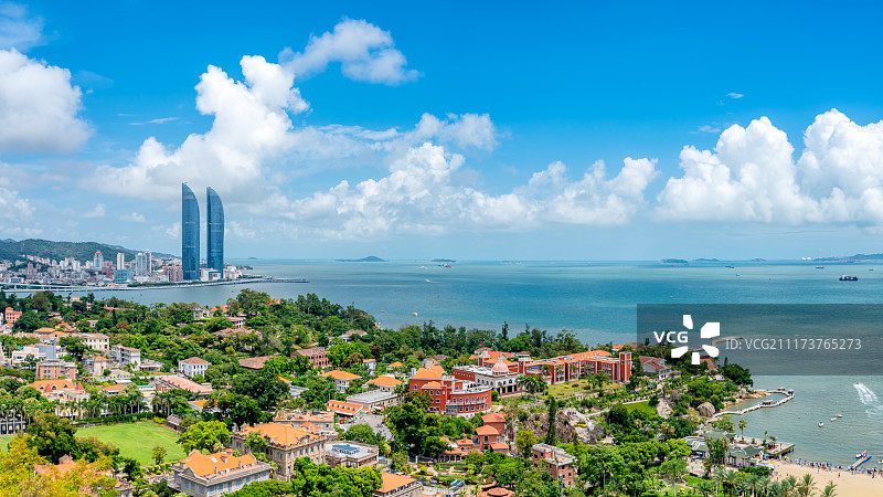 厦门城市风光-海天一色的鼓浪屿风景图片素材