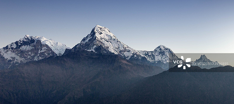 山峰景色图片素材
