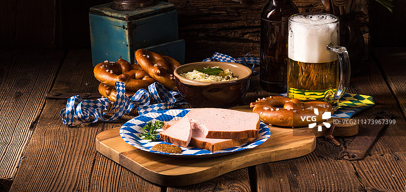 巴伐利亚肉糕配甜芥末图片素材