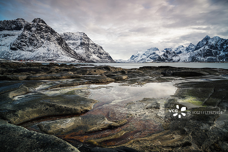 绿色盆地图片素材