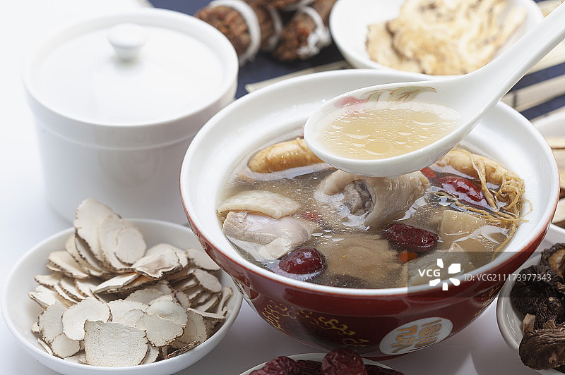 藥膳食補,人參雞湯,中藥图片素材