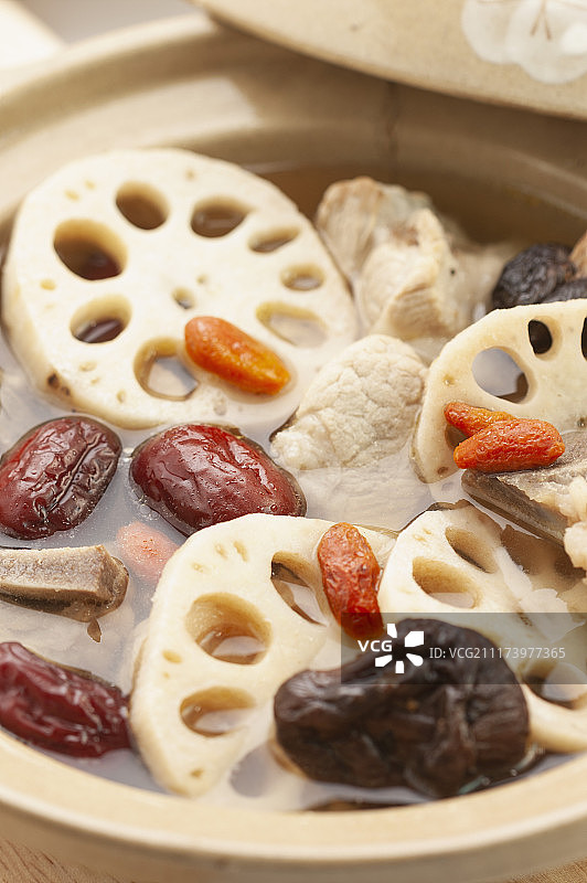 藥膳食補,蓮藕排骨湯,中藥图片素材
