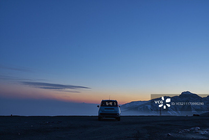 无标志汽车剪影图片素材