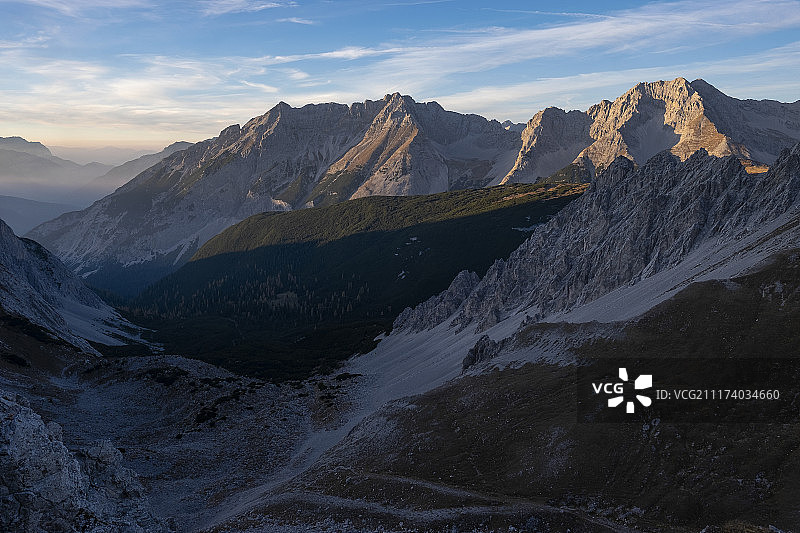 阿尔卑斯山日落图片素材