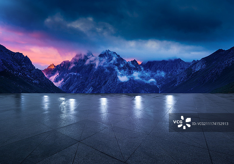 户外停车场图片素材