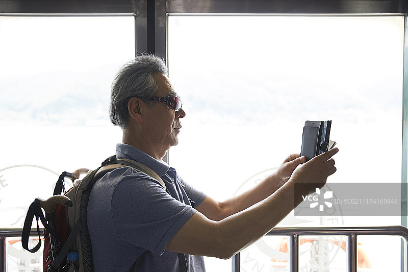 生活方式，手机，男人图片素材