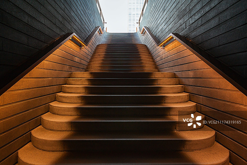 上海外滩金融中心室内设计空间楼梯样板房图片素材
