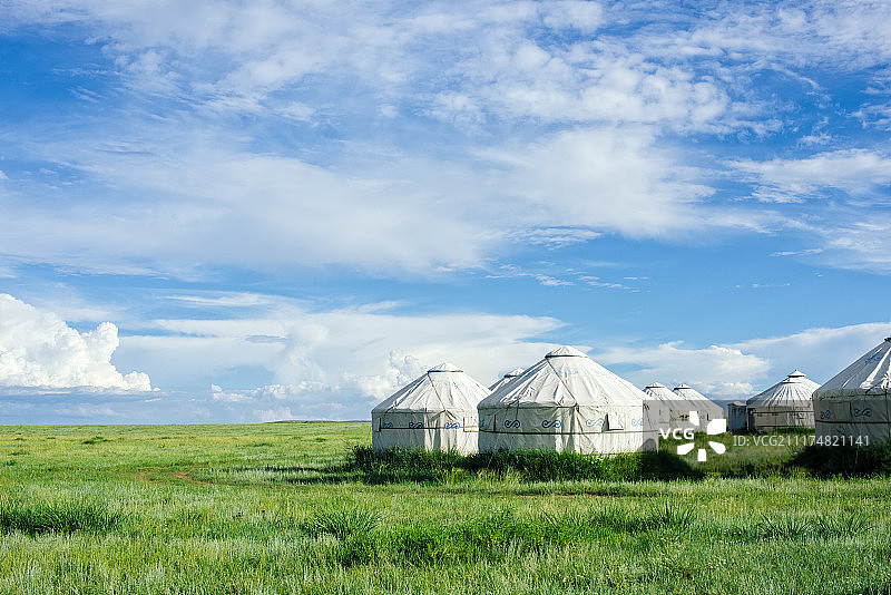 格根塔拉草原蒙古包图片素材