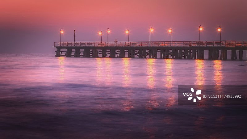 格丁尼亚奥尔沃码头的黎明图片素材