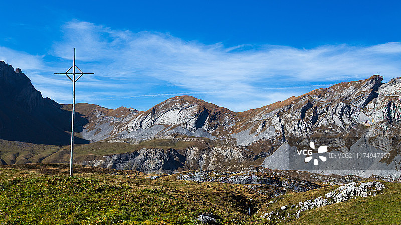 穿越阿尔卑斯山图片素材