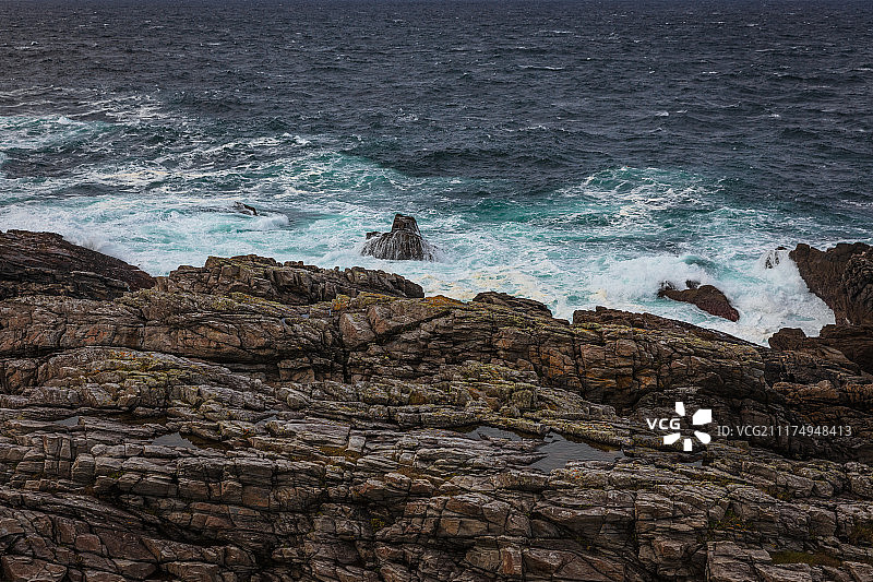 多岩石的海岸线景观图片素材