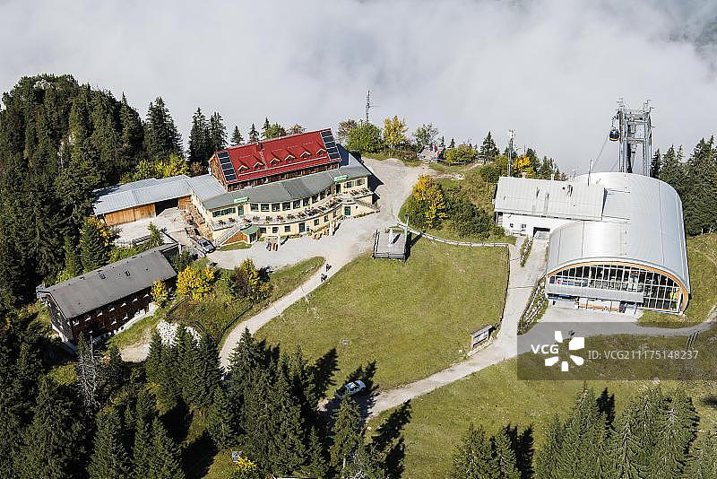 克罗伊茨山缆车上站，德国巴伐利亚图片素材
