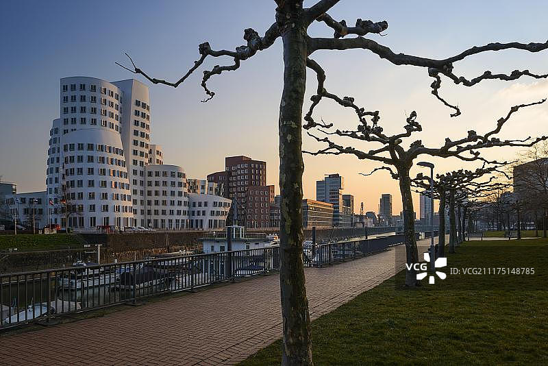 德国北莱茵-威斯特法伦州杜塞尔多夫媒体港口的新关税大楼图片素材