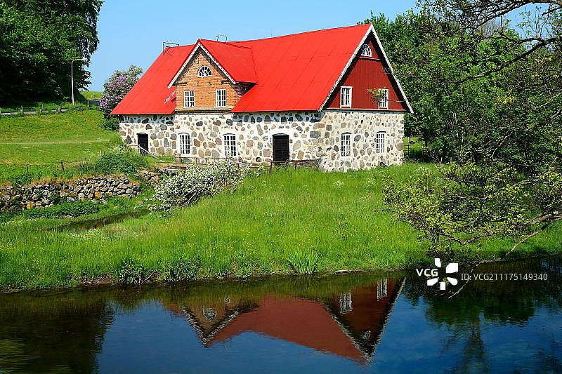 瑞典斯科讷省斯文斯托普的古老水磨坊图片素材