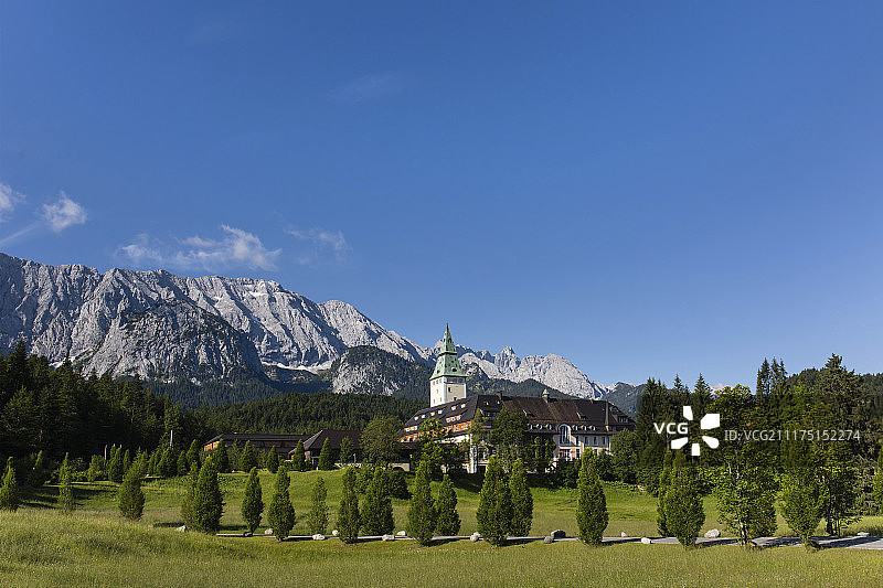 埃尔毛城堡酒店，韦特施泰因山脉，德国克莱斯图片素材
