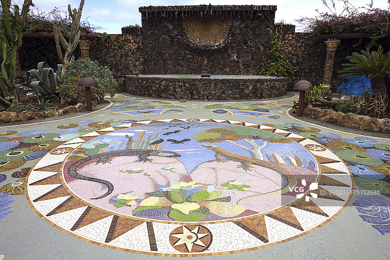 西班牙加那利群岛路易斯·莫雷拉广场地面马赛克图片素材