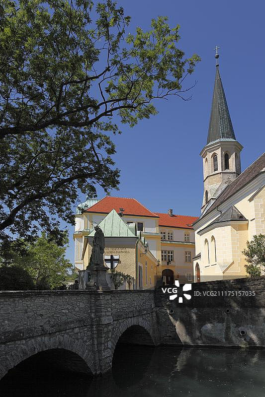 条顿骑士团城堡，位于奥地利下奥地利州贡波尔茨基兴图片素材