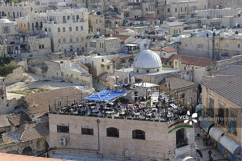 耶路撒冷老城基督徒区金色之城的屋顶咖啡馆图片素材
