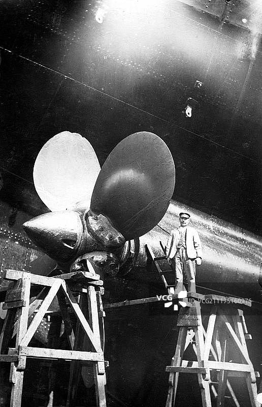 德国造船厂船舶螺旋桨（1910年代欧洲）图片素材