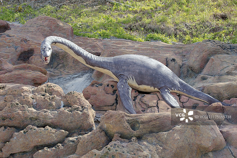 雕塑：蛇颈龙（符拉迪沃斯托克海洋馆，俄罗斯）图片素材