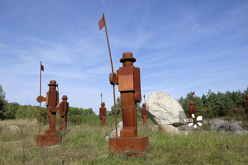 德国戈伊茨舍湖守护雕塑图片素材