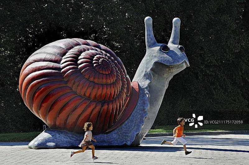 德意志博物馆交通中心“甜棕蜗牛”雕塑图片素材