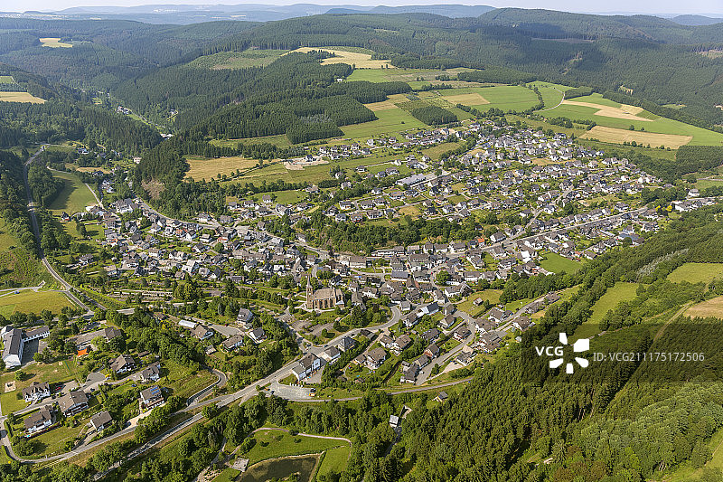 德国北莱茵-威斯特法伦州曾申村航拍图片素材