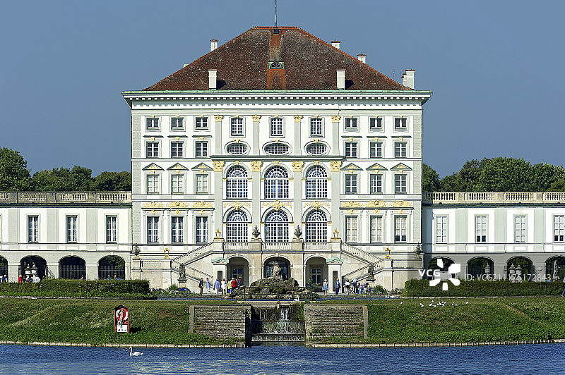 慕尼黑宁芬堡宫东侧运河（德国巴伐利亚州上巴伐利亚）图片素材