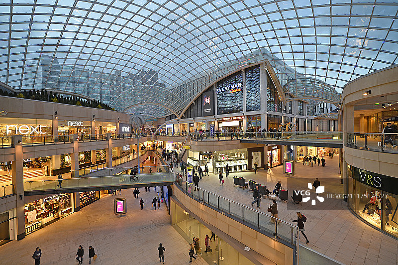 英国西约克郡利兹的圣三一购物中心图片素材