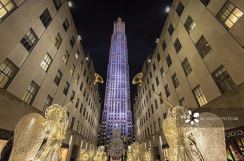 纽约曼哈顿洛克菲勒中心的圣诞天使图片素材