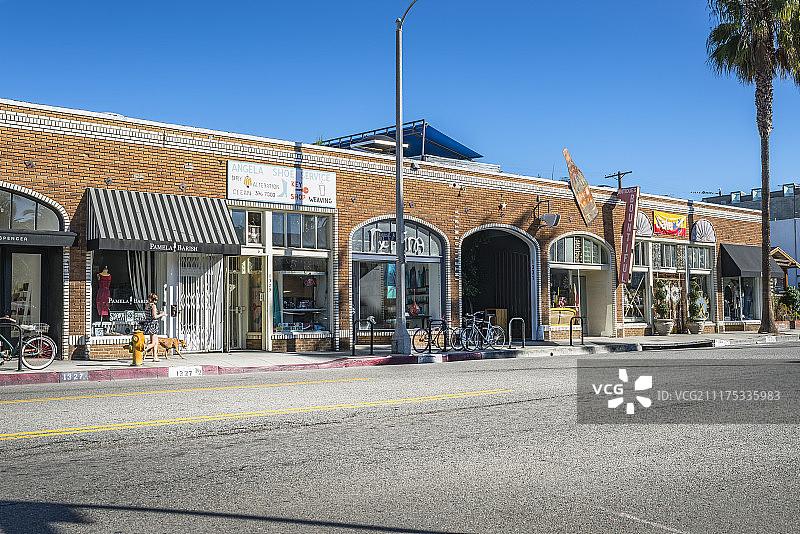 美国威尼斯精品店沥青路图片素材