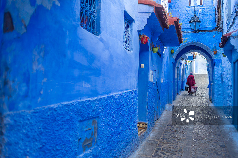 摩洛哥舍夫沙万小镇街头图片素材