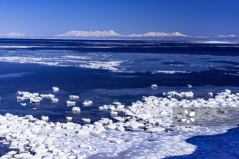 鄂霍次克海，中国北海道网走市能取岬的流冰图片素材