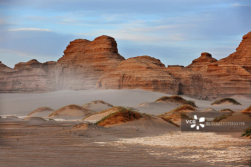 甘肃敦煌雅丹地貌图片素材