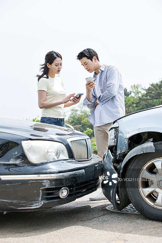 道路、汽车和交通事故图片素材