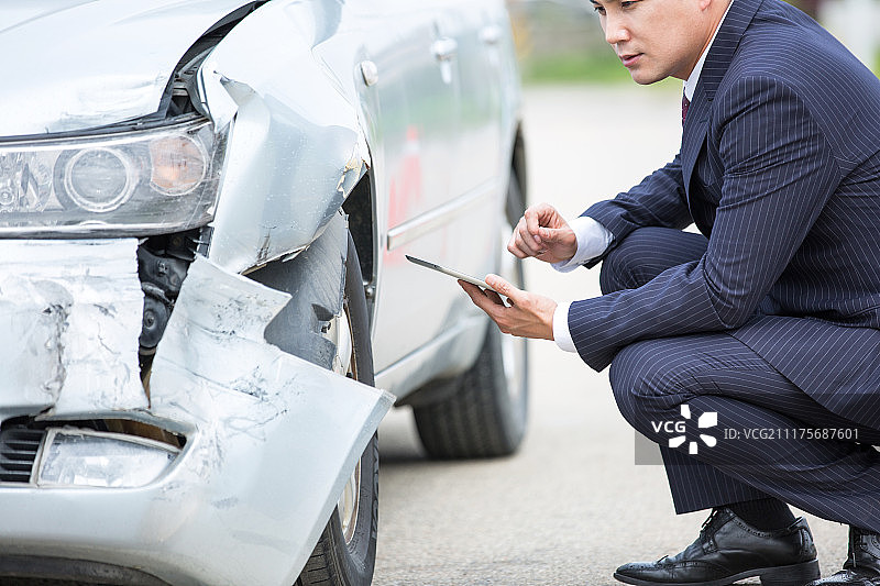 道路、汽车和交通事故图片素材