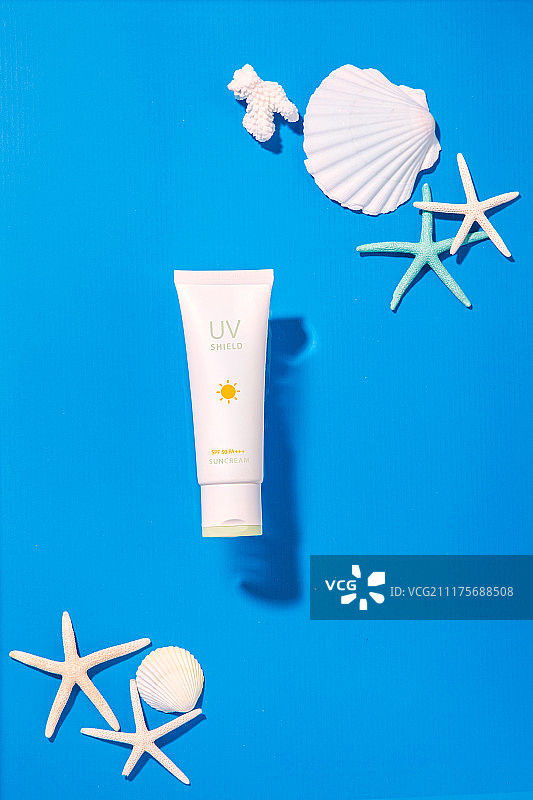 泳池夏日水波纹背景（含防晒霜、紫外线元素）图片素材